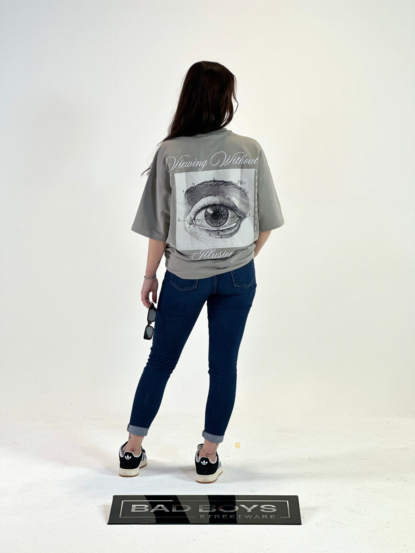 EYE