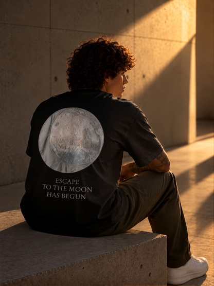 Moon - Oversize Graphic Shirt